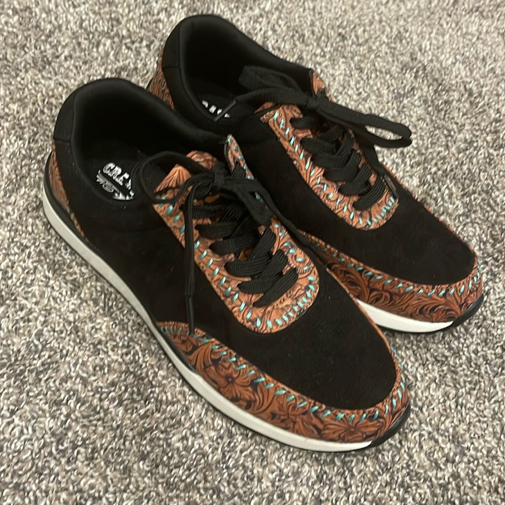 Crazy Train New sneakers size 10